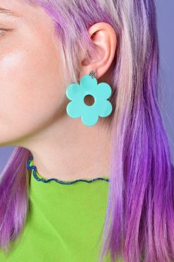 Echo Club House Oversized Daisy Earrings