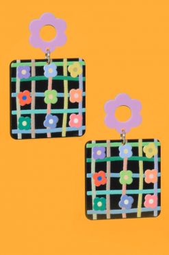 Echo Club House Floral Crossing Earrings