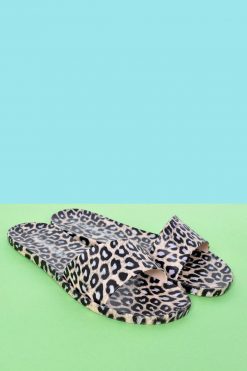 Echo Club House Getting Wyld Jelly Slides