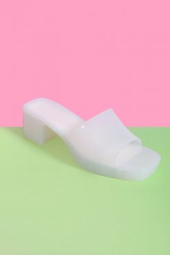 Echo Club House Yes Please Jelly Strap Mule Heel - Milk